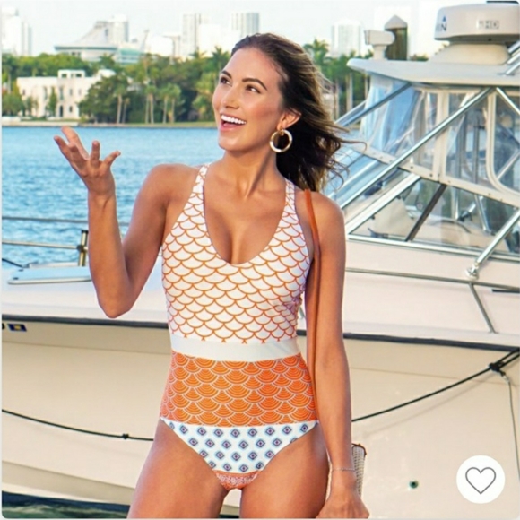 Cupshe one piece 💕 - Picture 5 of 7